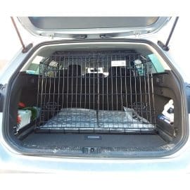 Pet World Volkswagen Passat Comfortline 2015 Onward Estate Car Dog Cage Crate Pet Travel