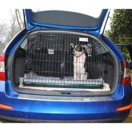 Pet World Skoda Octavia Estate 2013 Onward Car Dog Cage Crate Pet Travel Guard