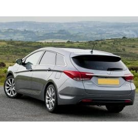 Pet World Hyundai i40 Tourer Estate Car Dog Cage Crate Pet Travel Guard