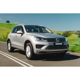 Pet World Volkswagen Touareg 2010 - 2018 Car Dog Cage Crate Pet Travel Guard