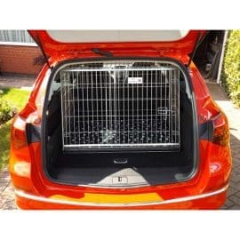 Pet World Dog Cage - Car Transport Crate - Vauxhall/Opel Astra Estate 2009 - 2015
