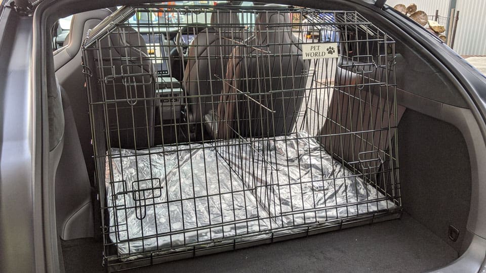tesla model x, hundekasse, hundebur til bil,