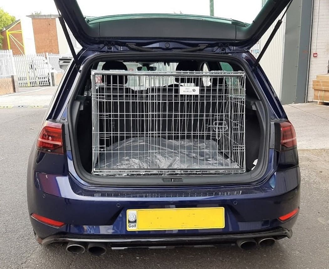 Pet World Auto-Hundekäfig – VOLKSWAGEN GOLF R-TYPE ab 2018 – Bild 2