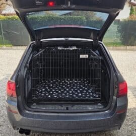 Pet World BMW 5 Series Touring Car Dog Cage Crate Pet Travel Guard